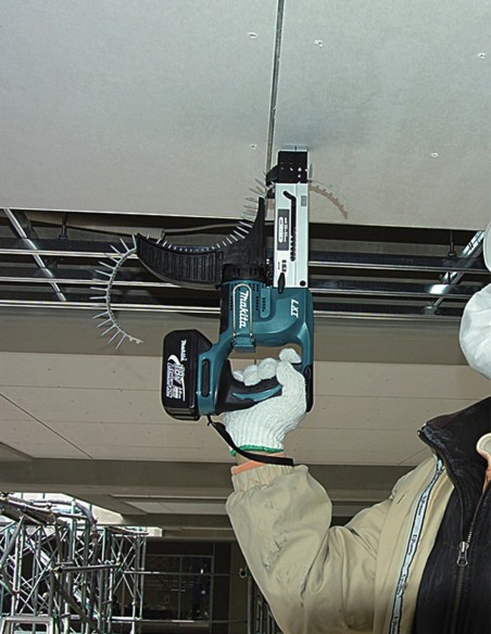 Atornillador Autoalimentado MAKITA DFR550Z (Cuerpo solo)