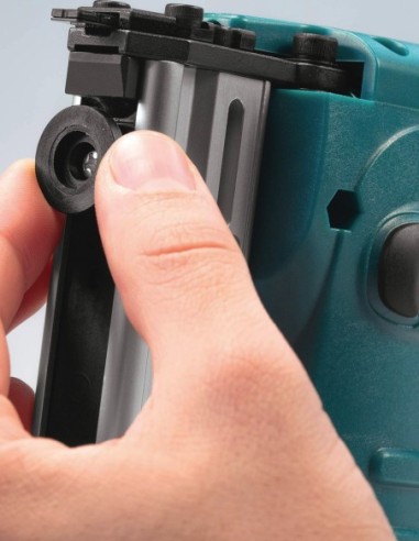 Grapadora MAKITA DST221Z (Cuerpo solo)