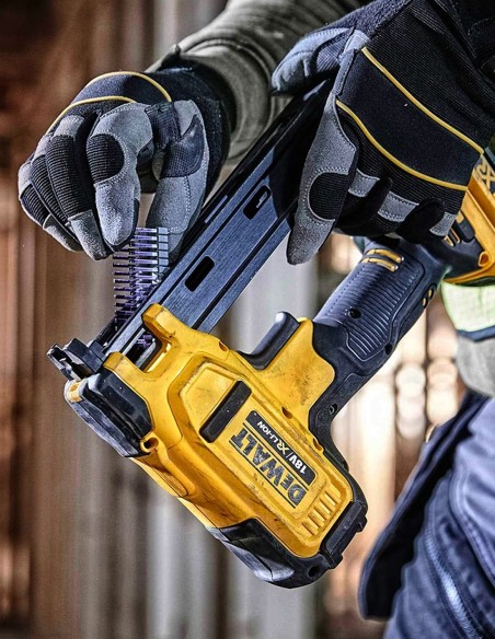 Grapadora de Electricista DeWALT DCN701N (Cuerpo solo)