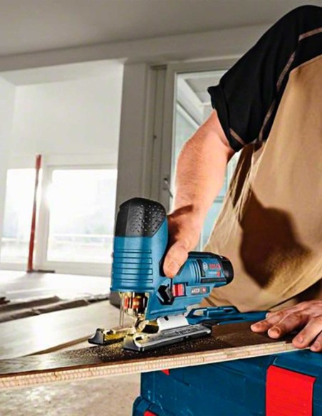 Sierra de Calar BOSCH GST 12V-70 (Cuerpo solo + L-Boxx 102)