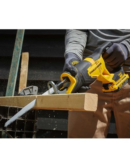 Sierra Sable STANLEY FatMax SFMCS300B (Cuerpo solo)