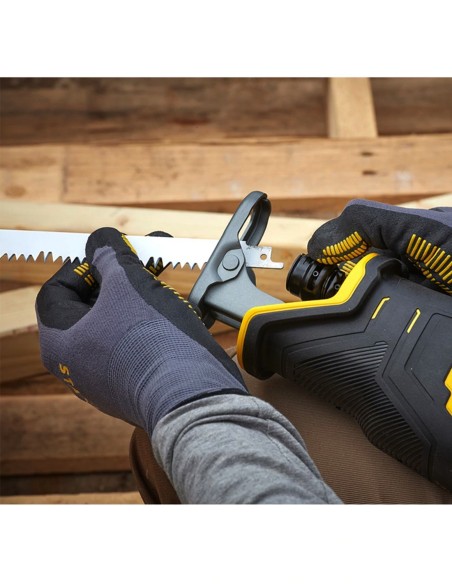 Sierra Sable STANLEY FatMax SFMCS300M1T (1 x 4,0 Ah + Cargador + TSTAK VI)