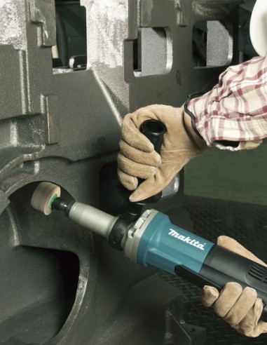 Amoladora recta MAKITA GD0811C (750 W)