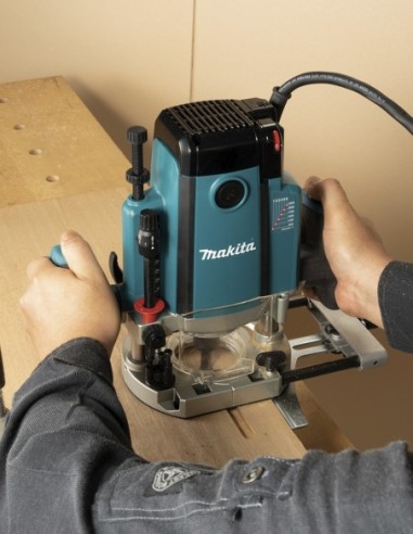 Fresadora MAKITA RP2303FCXJ (2300 W)