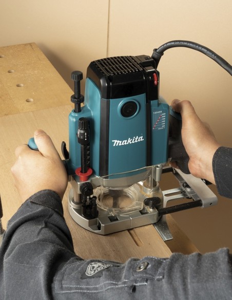Fresadora MAKITA RP2303FCXJ (2300 W)