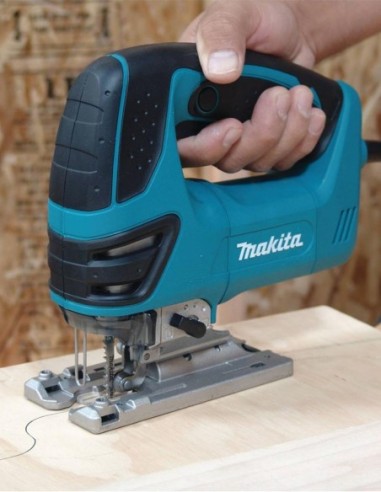 Sierra de Calar MAKITA 4350FCT (720 W)