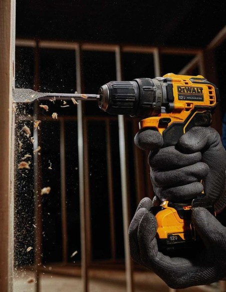 DeWALT Kit DCK2110L2T (DCD701 + DCF801 + 2 x 3,0 Ah + DCB112 + TSTAK II)