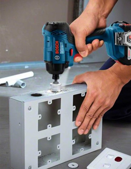 BOSCH Kit 18V BSK182D2B (GDR 18V-160 + GST 18V-LI B + 2 x 2,0 Ah + AL1820 + 2 x L-Boxx 136)