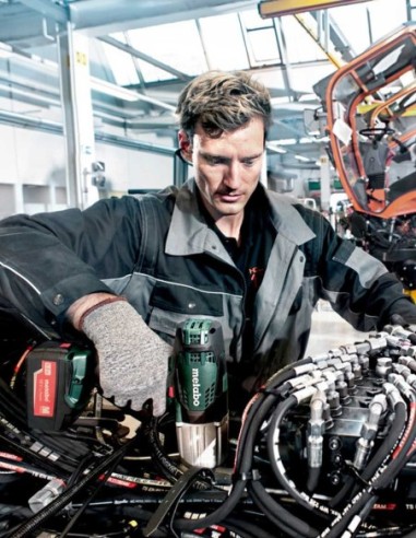 Atornillador de Impacto METABO SSW 18...