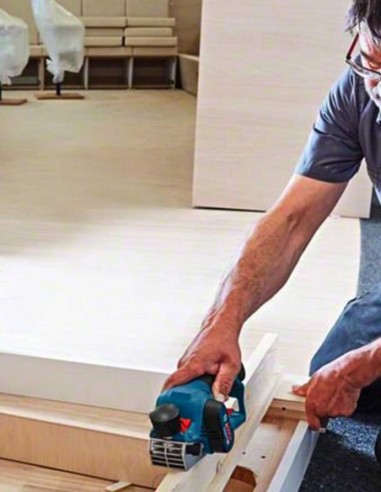 Cepillo BOSCH GHO 12V-20 (Cuerpo solo)